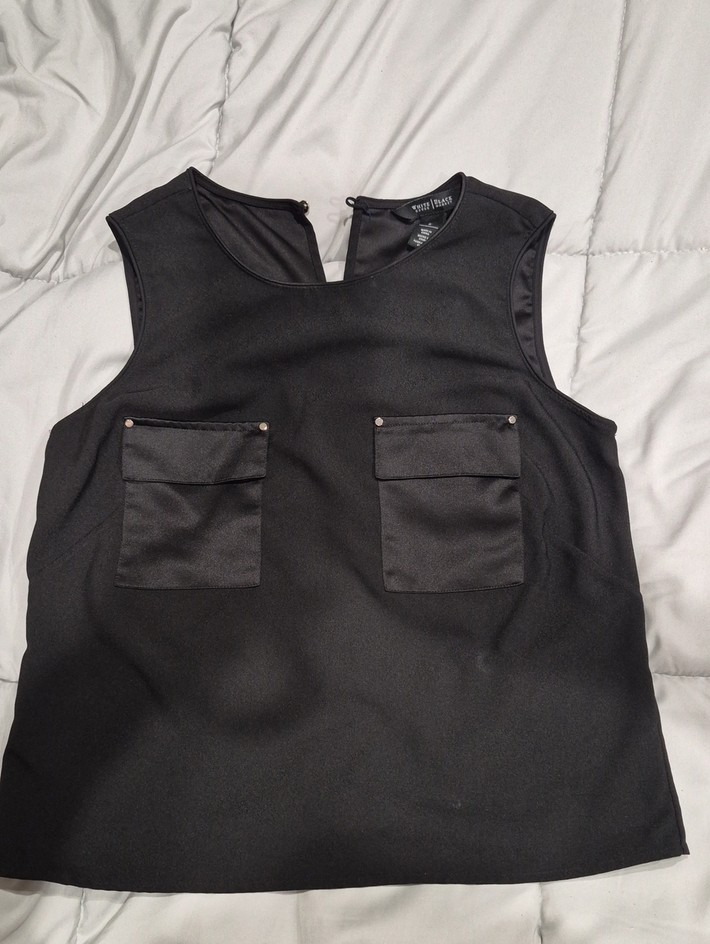 White House|Black Market Black Sleeveless Front-Pocket Shell